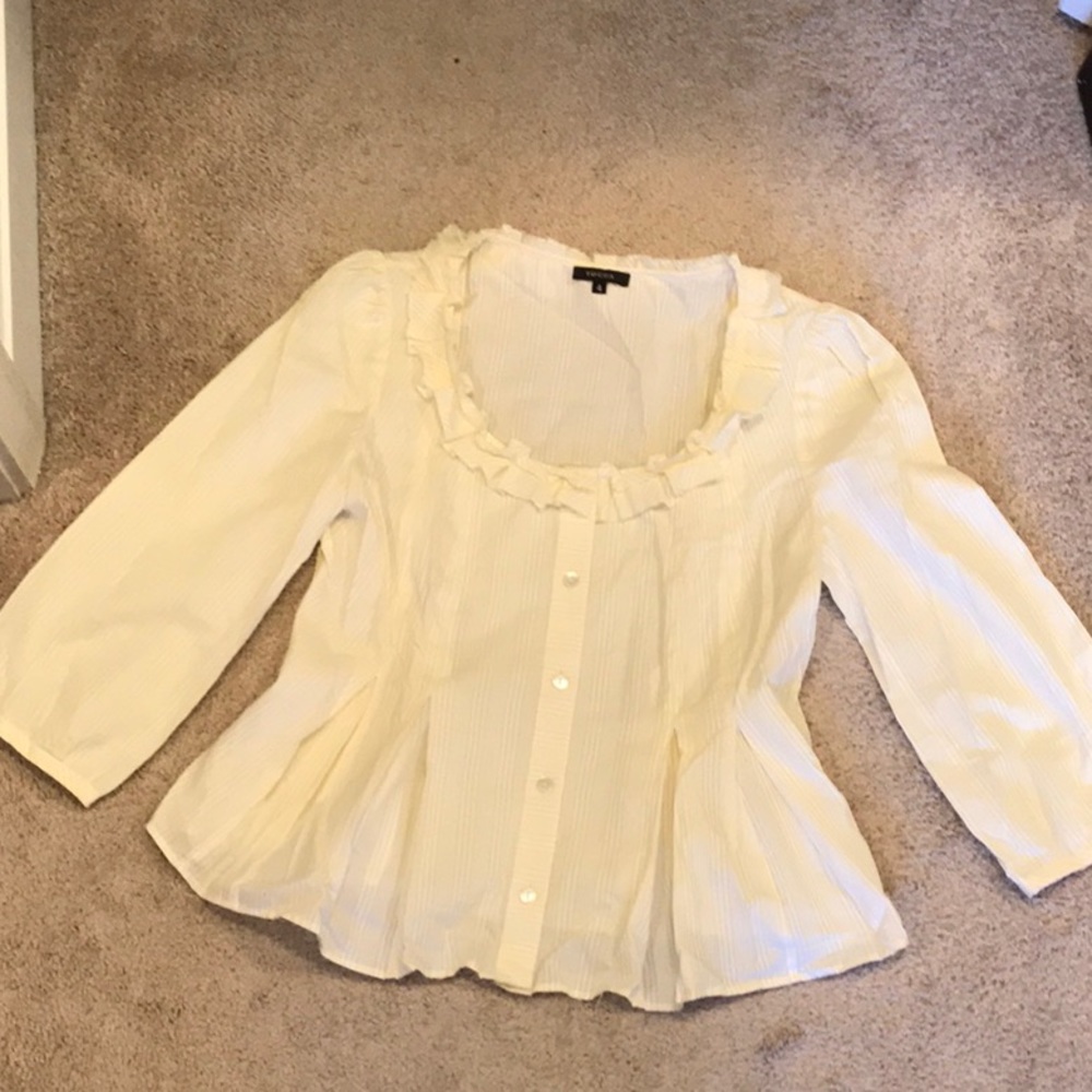 TOCCA Button down in light yellow color.  Size 4